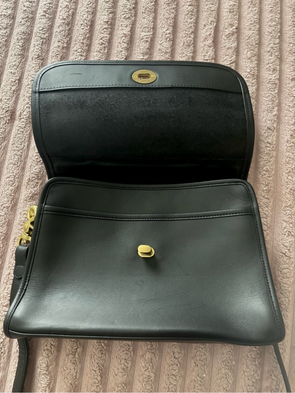 Authentic Vintage Coach Court bag 1980s-1990s (Style #9870) - Picture 9 of 11